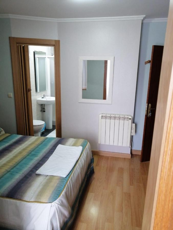 Hostal Castilla ミランダ・デ・エブロ エクステリア 写真