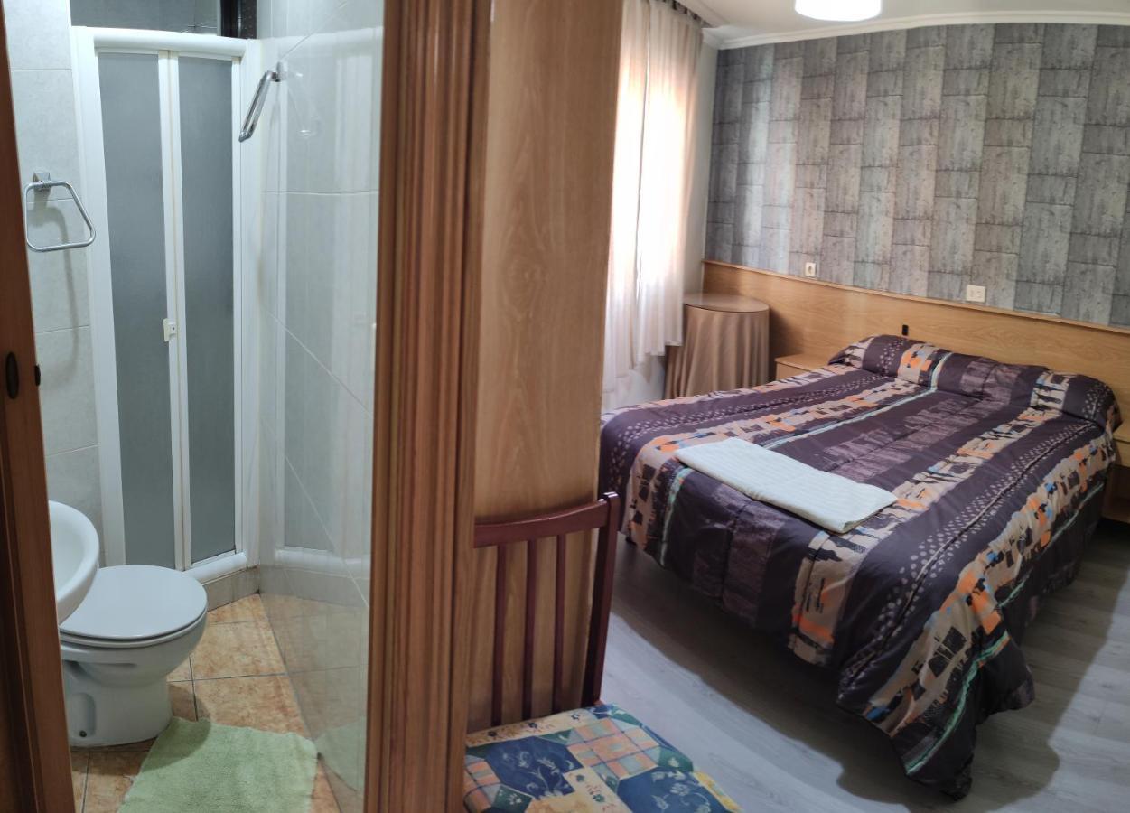 Hostal Castilla ミランダ・デ・エブロ エクステリア 写真